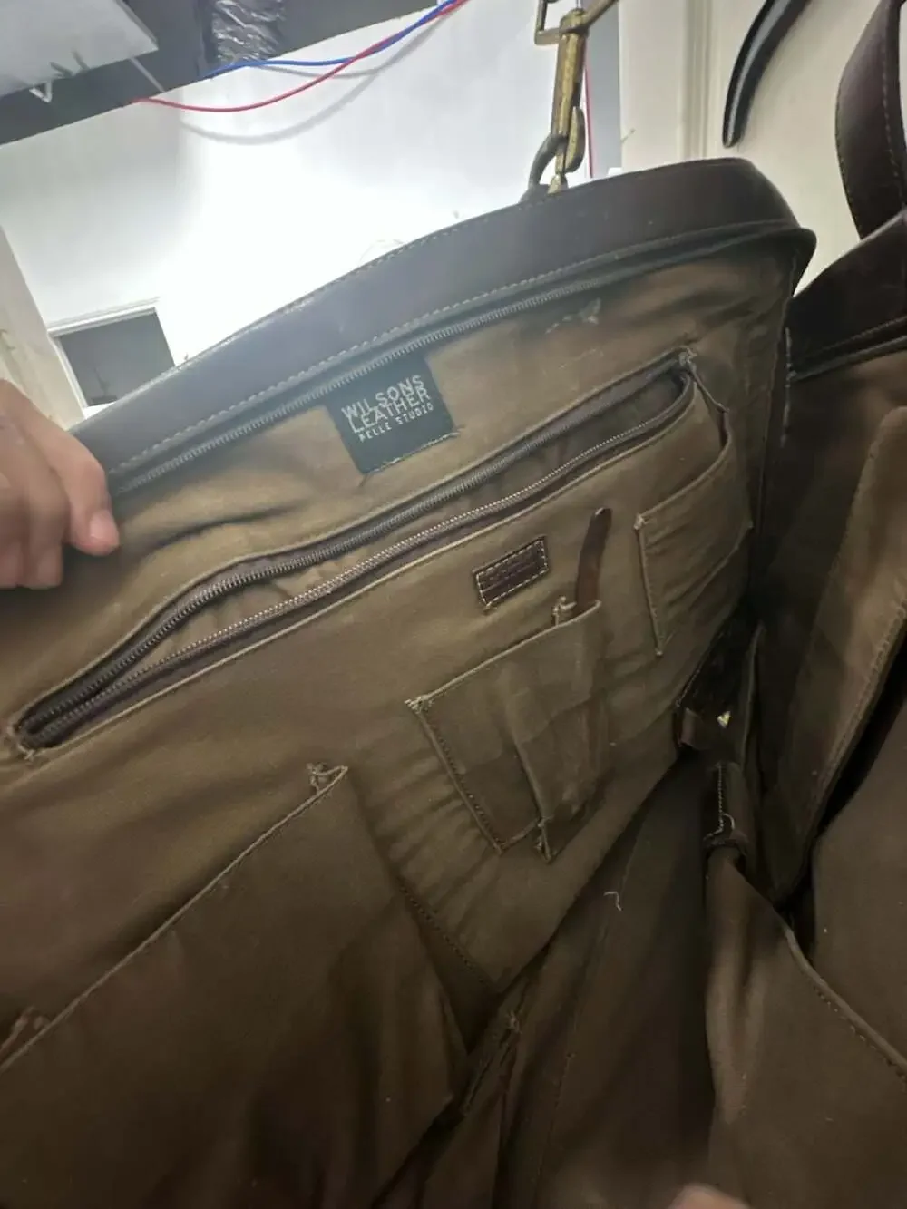 Wilsons Leather Pelle Studio Brown Leather Briefcase Messenger Bag